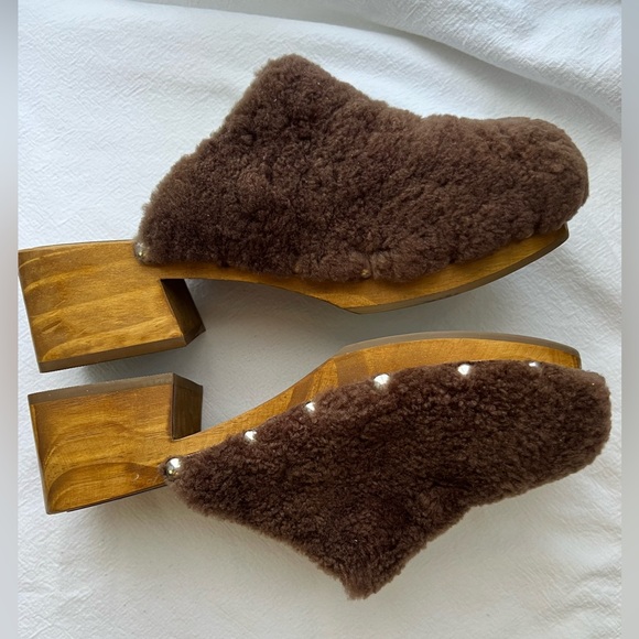 Matisse Stockholm Faux Shearling Clog - Anthropologie in Cocoa Brown Size 9 - Picture 4 of 8